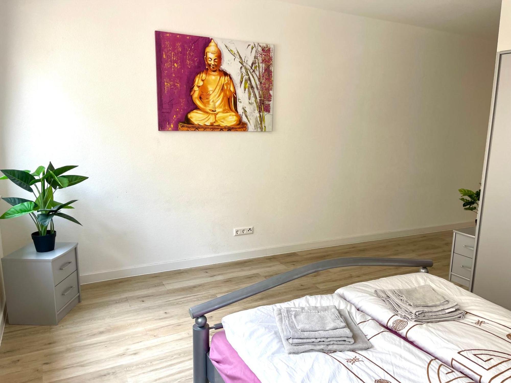 Neu Goldstadt Wunderschoenes 2 Zimmer Apartament Schloessle Zentrum Пфорцгейм Екстер'єр фото