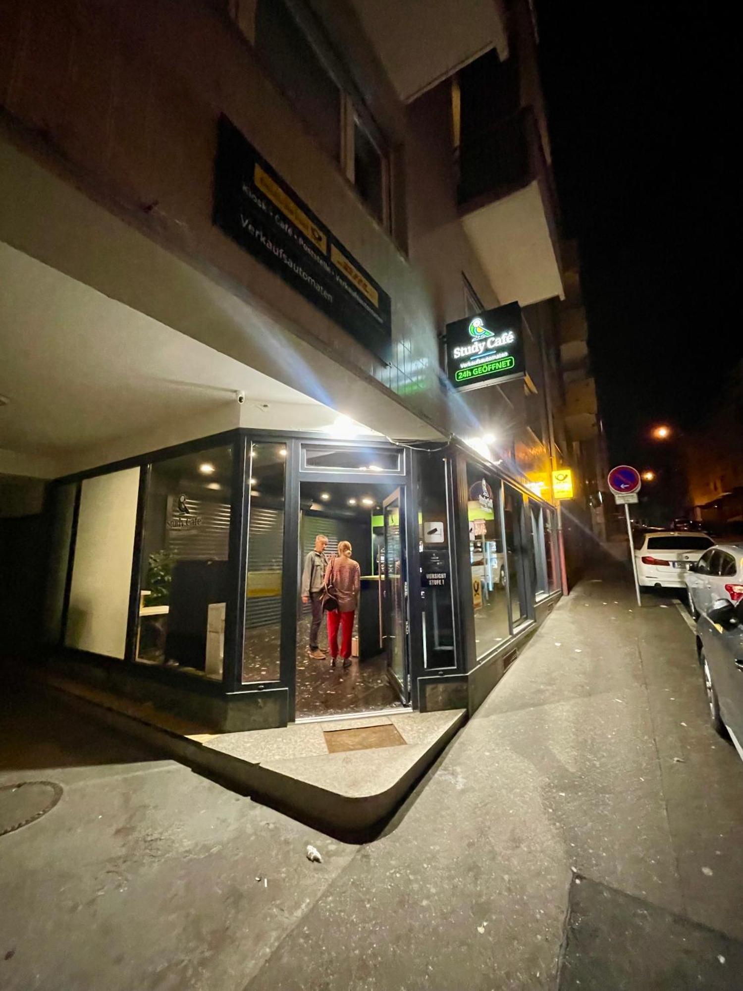 Neu Goldstadt Wunderschoenes 2 Zimmer Apartament Schloessle Zentrum Пфорцгейм Екстер'єр фото